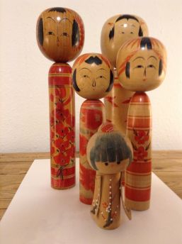 Kokeshi, alt, unikate